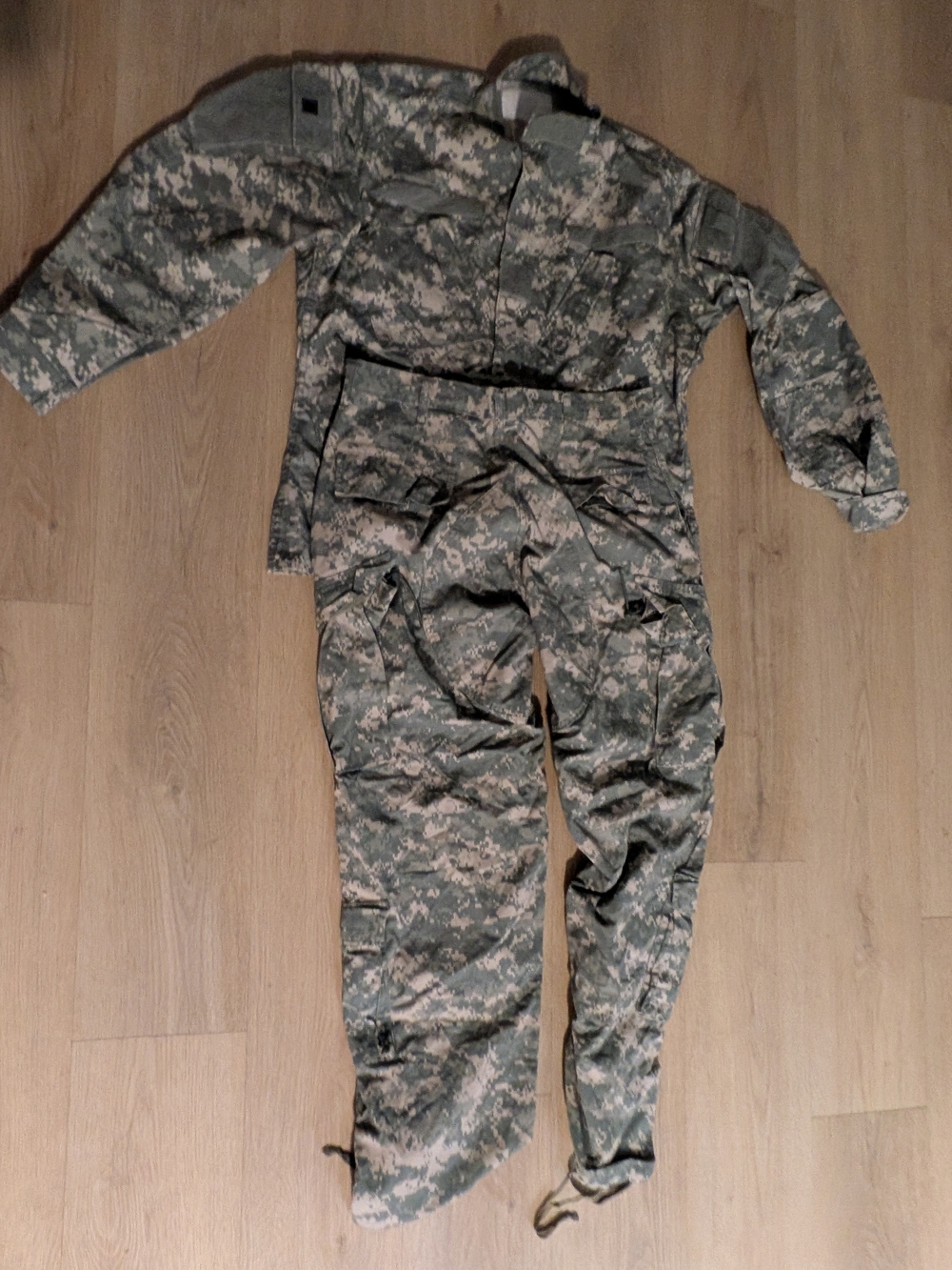 USGI Army ACU UCP digital camo uniform Set Medium Regular